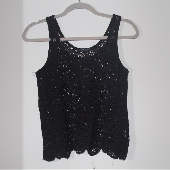 Lace black tank - Picture 1 of 1